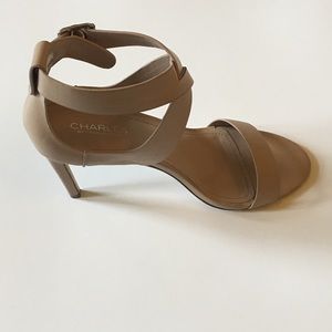 Charles by Charles David women’s Rookie sandal